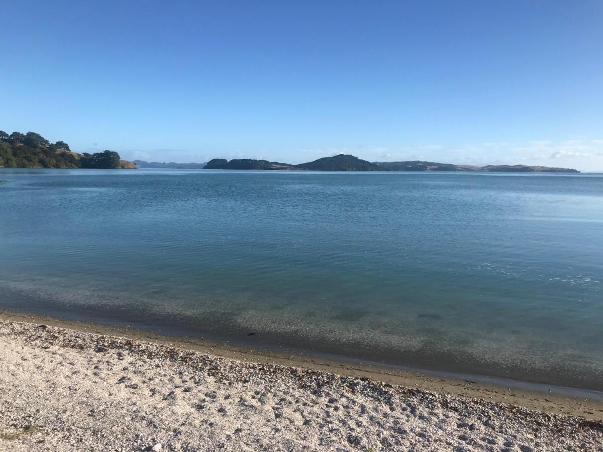 30 Seconds To The Beach Kawakawa Bay Luaran gambar